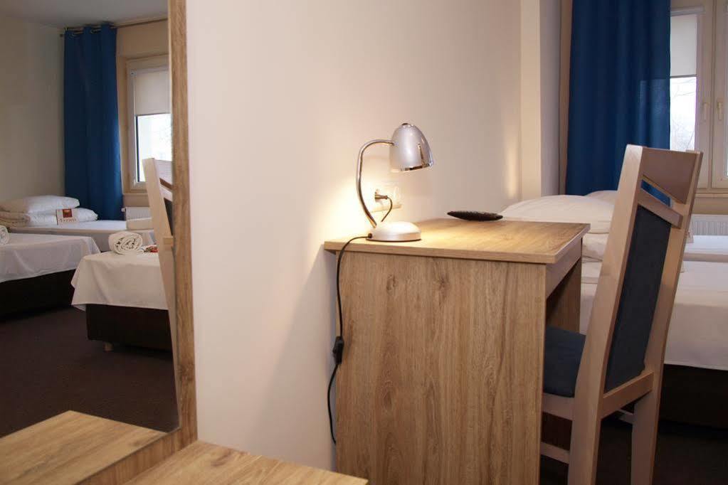Smart2Stay Pod Lipami Varsavia Esterno foto